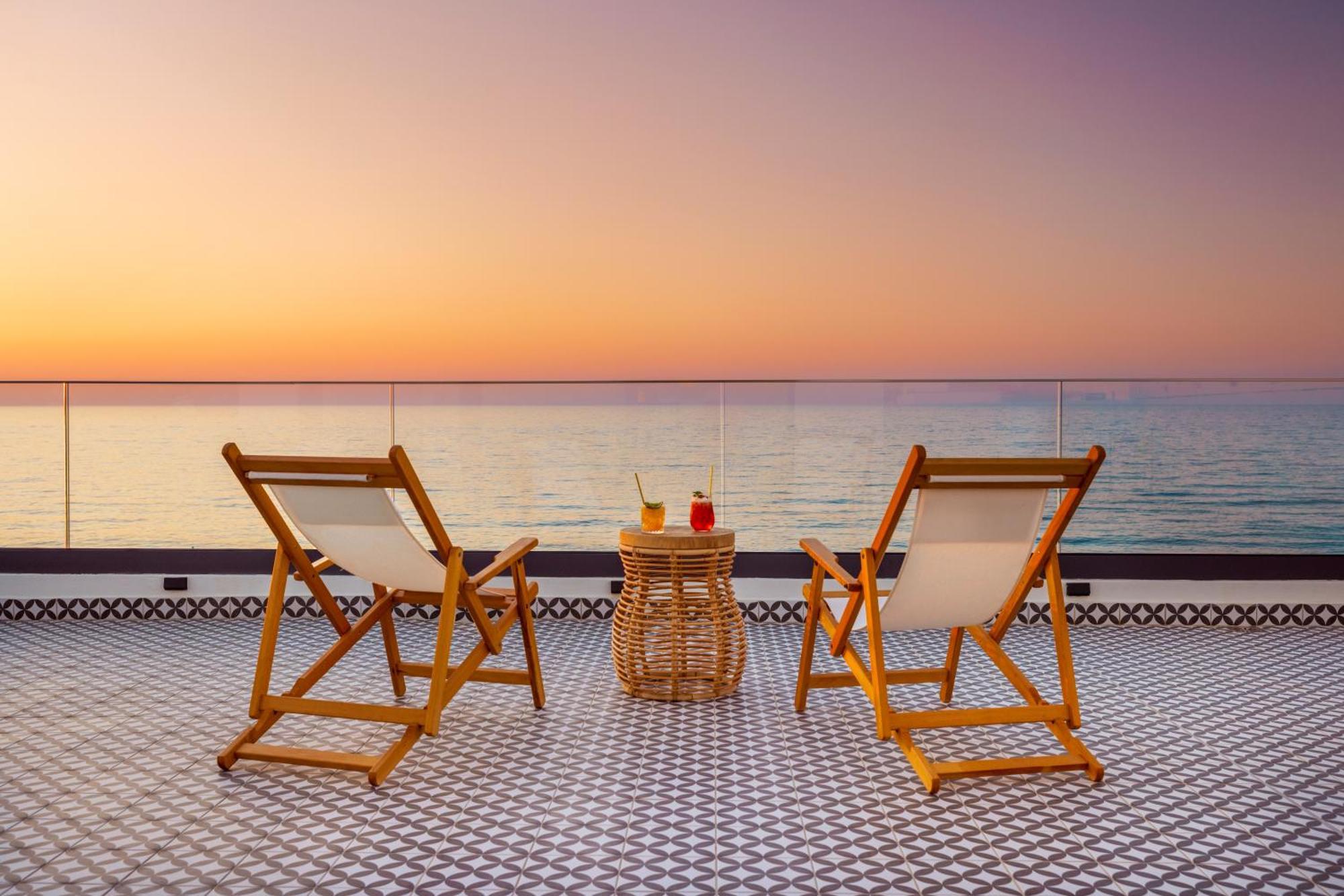 Calla Luxury Seafront Suites Ретимно Экстерьер фото