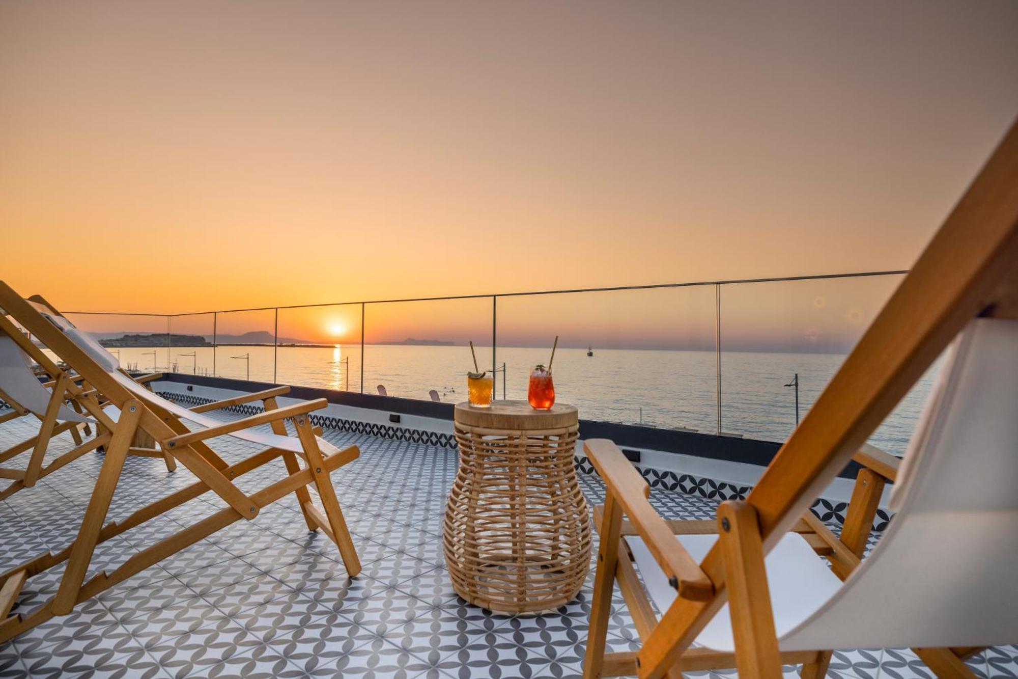 Calla Luxury Seafront Suites Ретимно Экстерьер фото